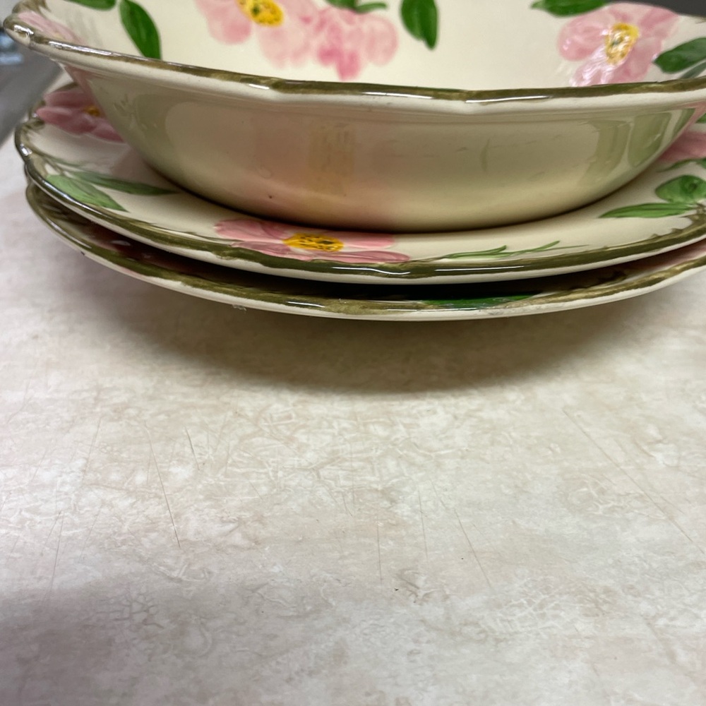 Franciscan Desert Rose Vintage Bowl Set-3 pieces. Soup bowl/serving bowl lot
